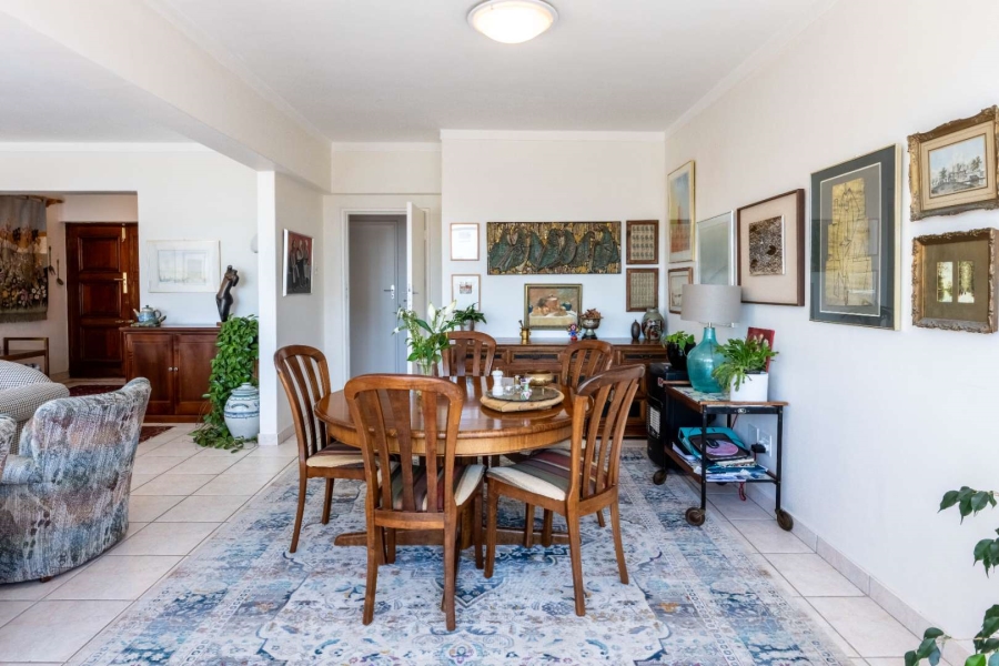 2 Bedroom Property for Sale in Sea Point Western Cape